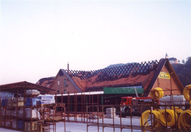 Požar na PC KEROS (2003) — fotografija 1