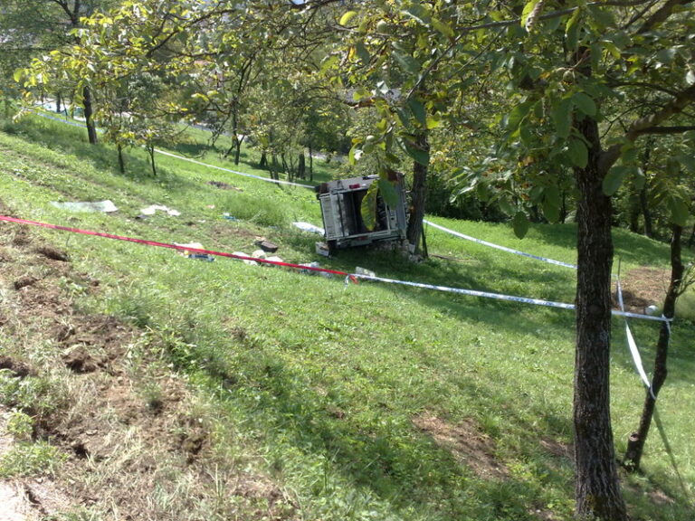 45-Prometna nesreča Laše pri Mestinju 17_8_2009 (2009) — fotografija 1