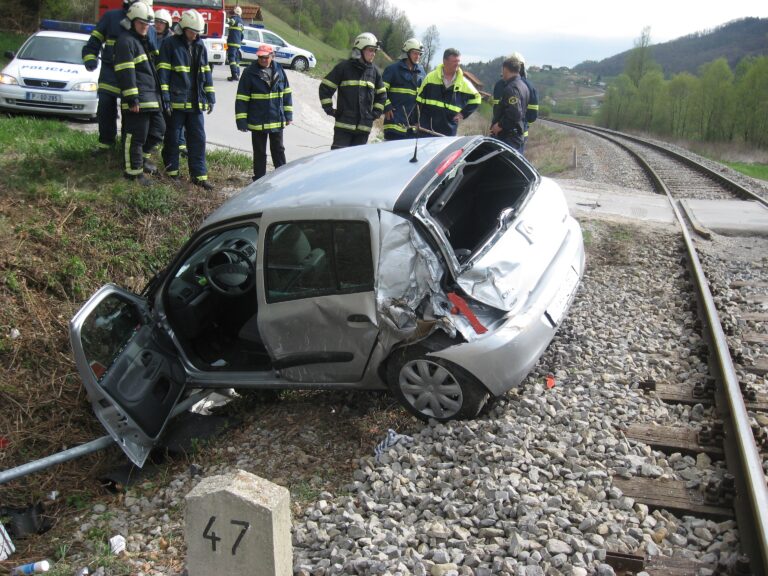 13 - Prometna nesreca - Sodna vas_11_4_2012 (2012) — fotografija 1