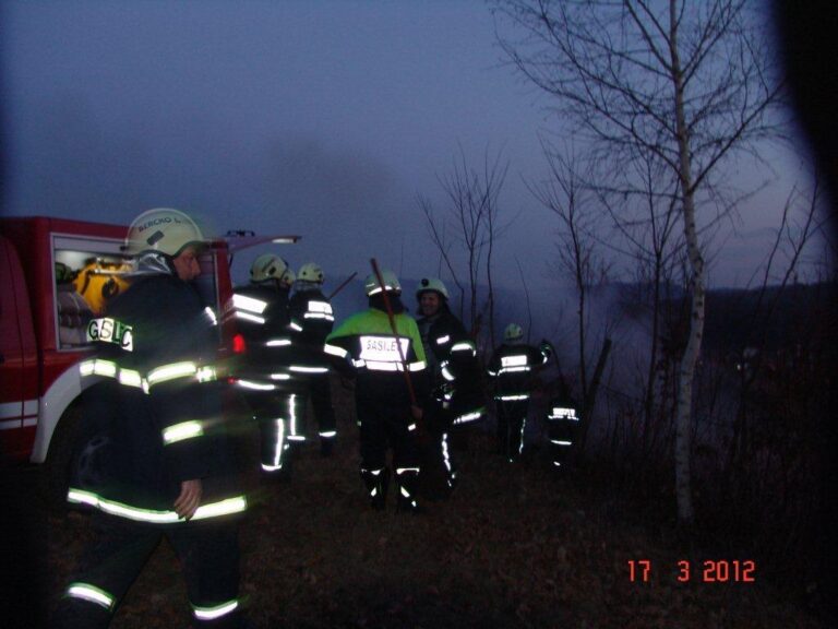 8 - Travniški požar - Ratanska vas_17_3_2012 (2012) — fotografija 1
