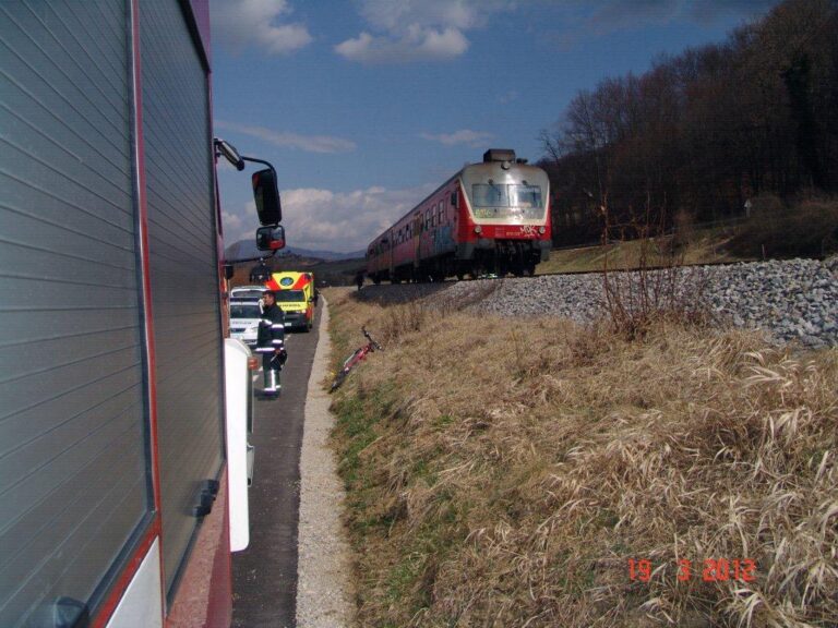 10 - Nesreča v železniškem prometu_19_3_2012 (2012) — fotografija 1