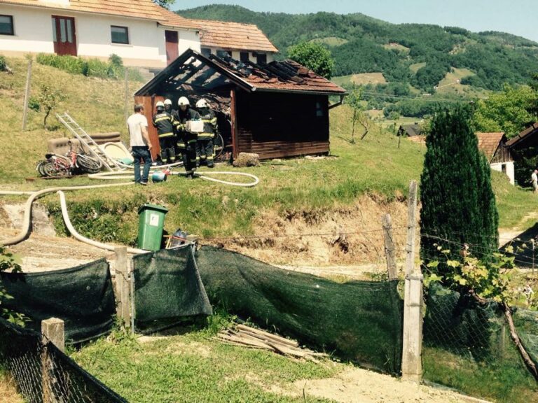 12. maj Požar garaže - Ločen dol (2015) — fotografija 1