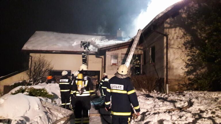 Požar hiše Irje 23. feb (2018) — fotografija 12