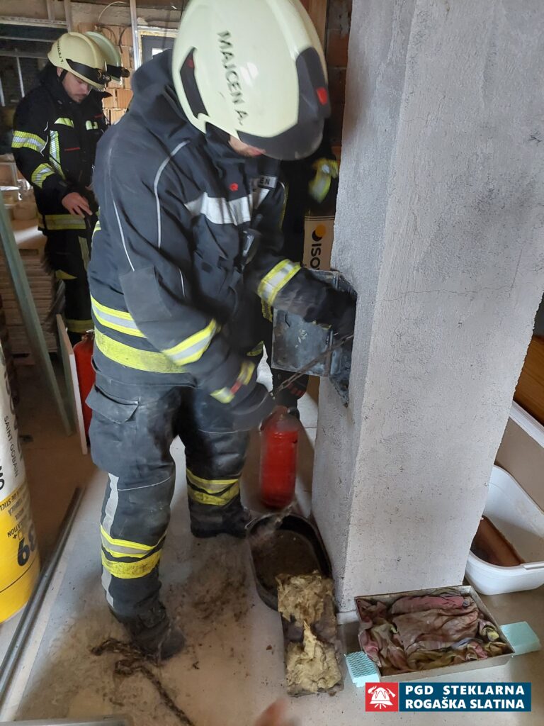 016 Požari v stanovanjskih stavbah Kačji dol 1.3.2023 (2023) — fotografija 3