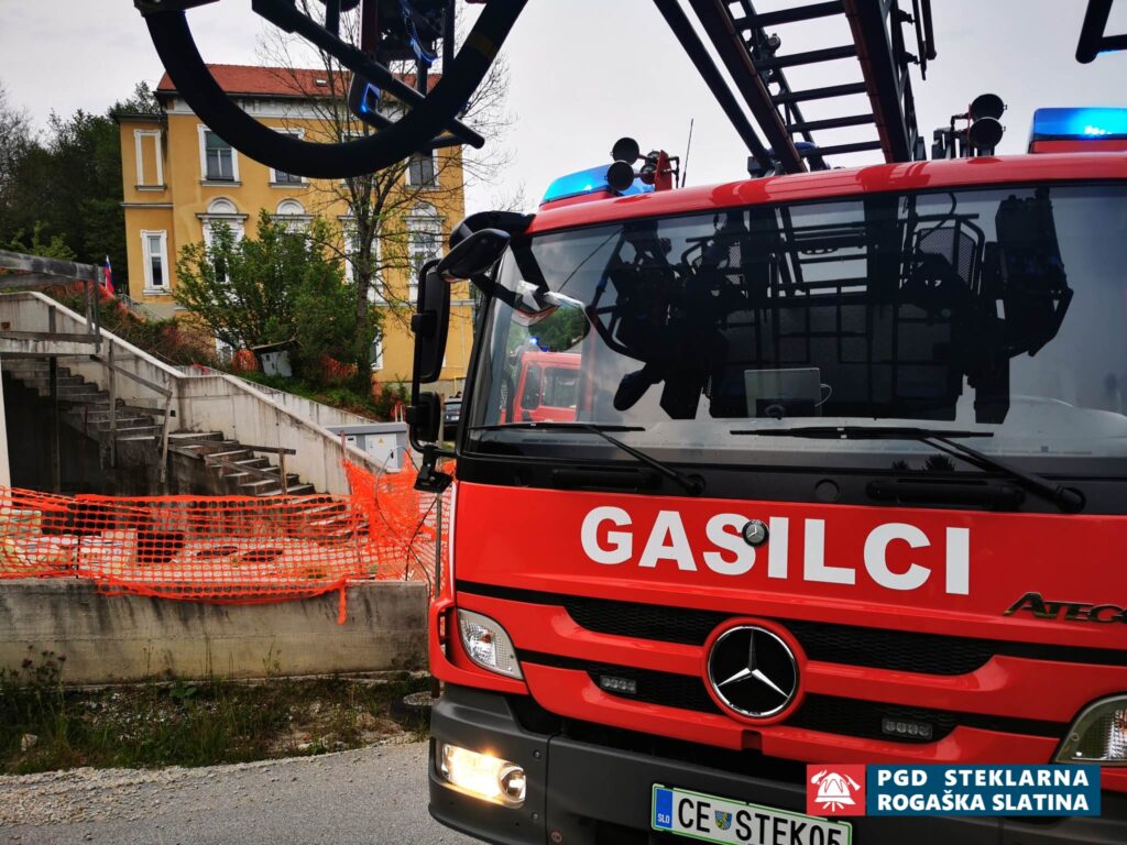 028 Požari v stanovanjskih stavbah Ulica Kozara 3.5.2023 (2023) — fotografija 3
