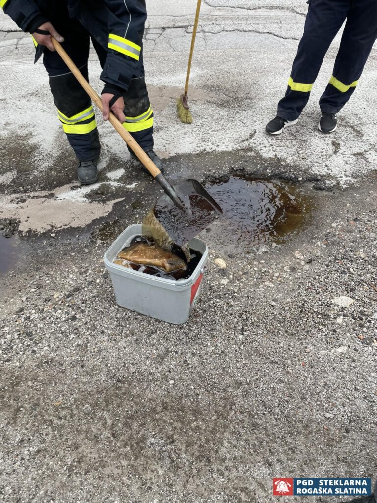 026 Nesreče z nevarnimi in drugimi snovmi Rogatec 28.4.2023 (2023) — fotografija 2