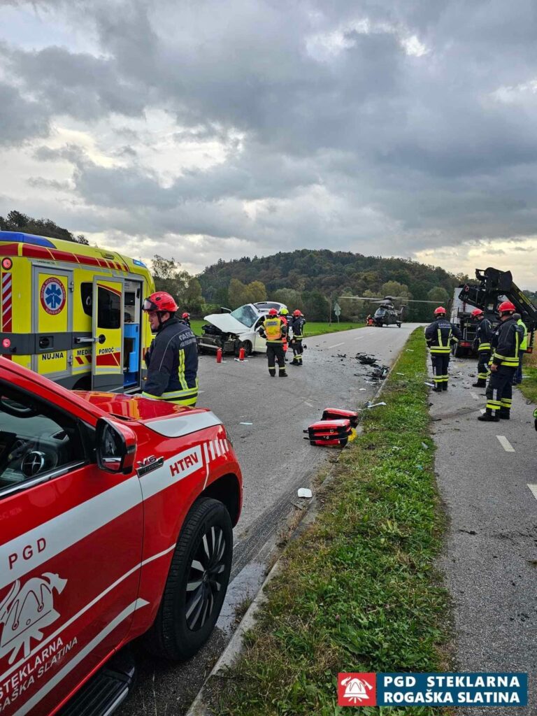 061 Nesreče v cestnem prometu Belo 19.10.2023 (2023) — fotografija 1