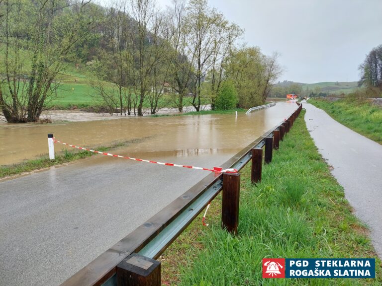 023 Nesreče v cestnem prometu Pristava pri mestinju - Podčetrtek 14.4.2023 (2023) — fotografija 1
