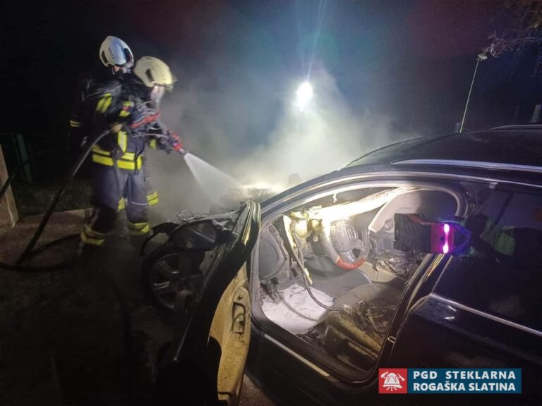 001 Požari na sredstvih cestnega prometa Spodnje Sečovo 2.1.2023 (2023) — fotografija 1