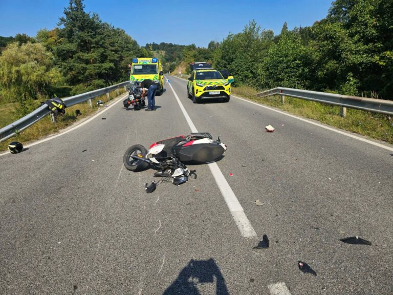 Trčenje motoristov v Spodnjem Sečovem